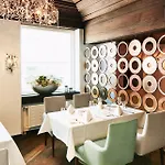 Hotel Uzwil فندق Uzwil
