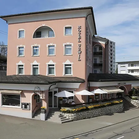 Hotell Hotel Uzwil 4*