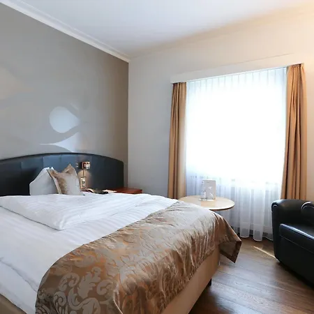 Hotel Uzwil Hotell 4*