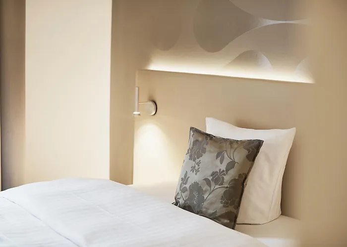 Hotel Uzwil فندق