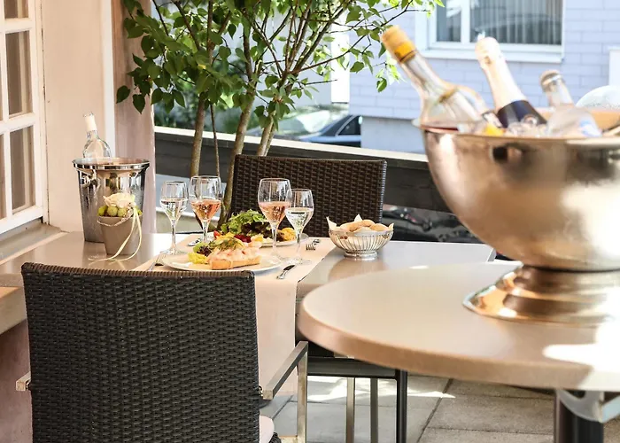 Hotel Uzwil فندق Uzwil