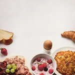 ホテル Hotel Uzwil 4*
