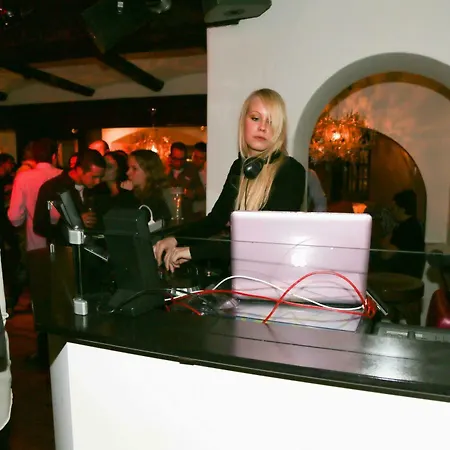 Hotel Uzwil Szálloda Uzwil